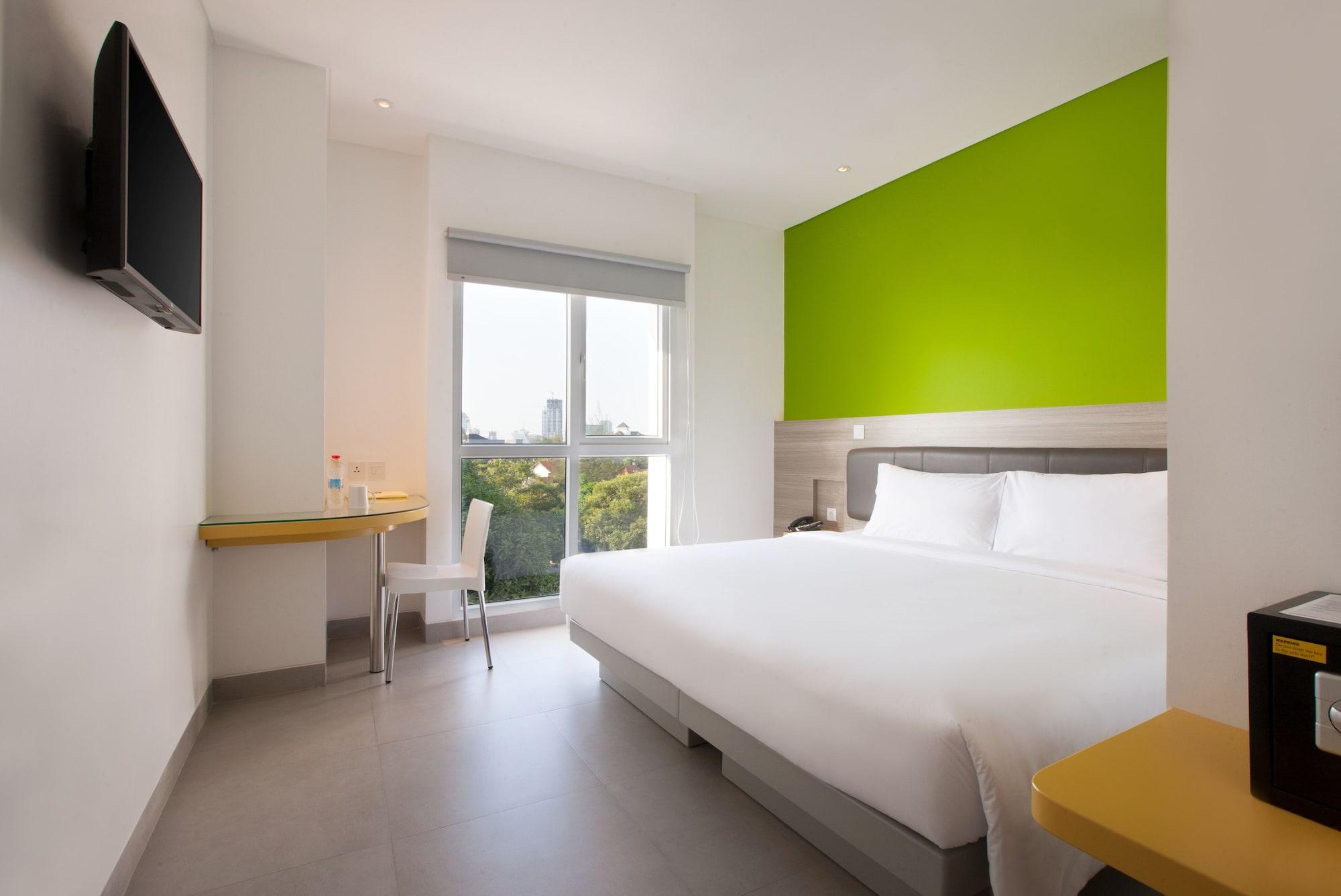 Amaris Hotel Darmo Surabaya Buitenkant foto